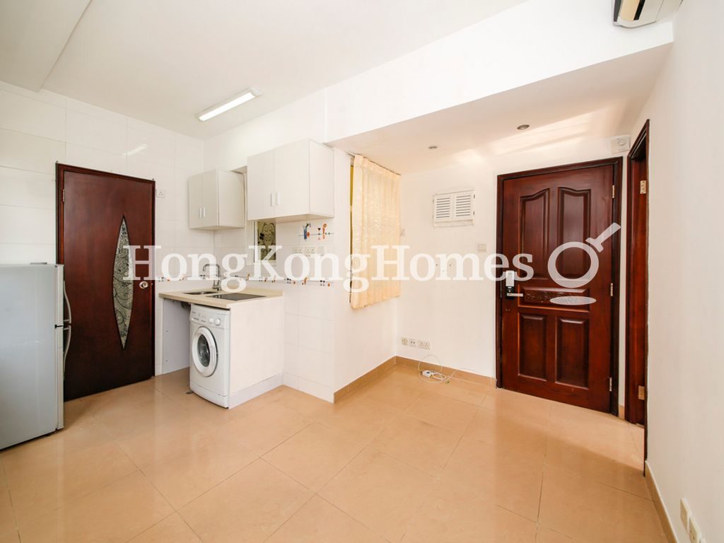 Living and Dining Room — Sun Tao Building, Wan Chai