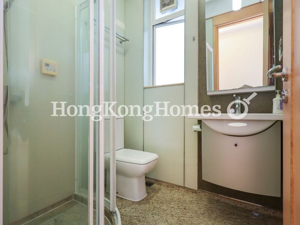 Guest Bathroom — The Orchards - Tower 02, Quarry Bay