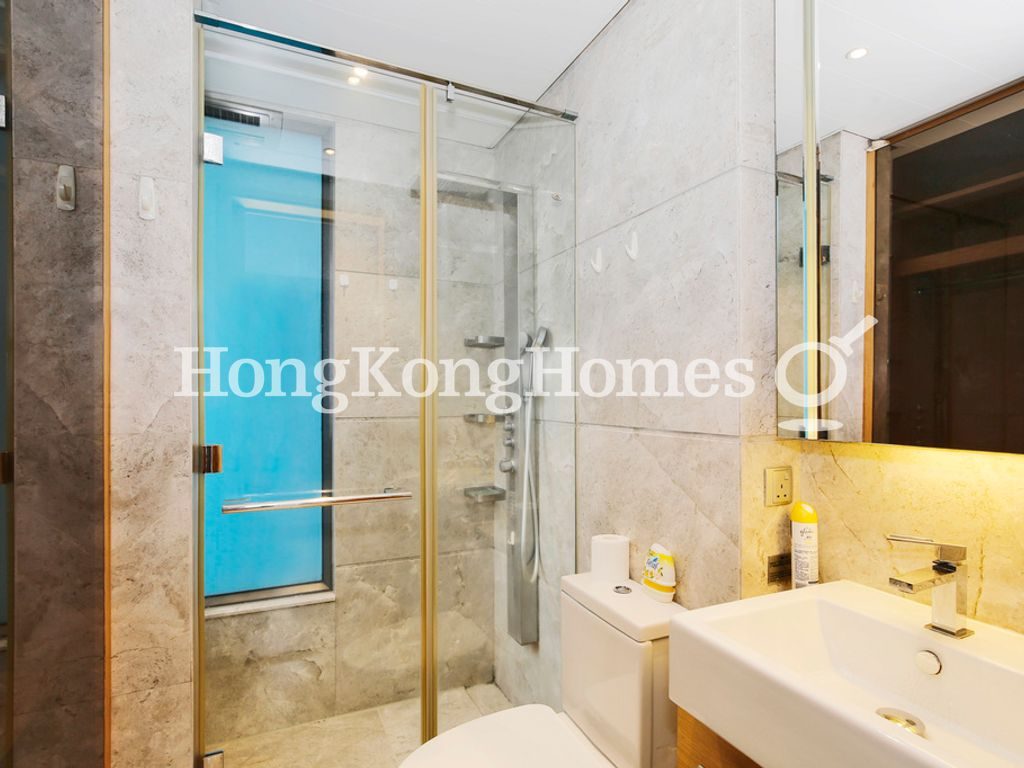 Ensuite Bathroom — The Met. Sublime, Sai Ying Pun