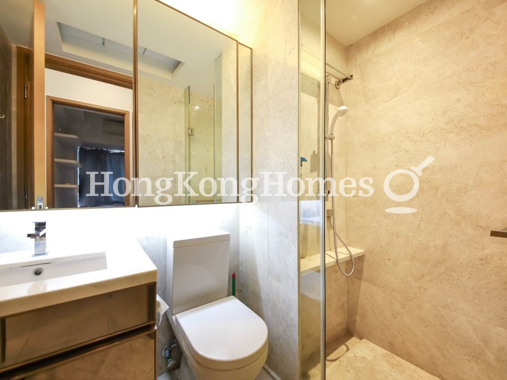 Guest Bathroom — The Nova, Sai Ying Pun