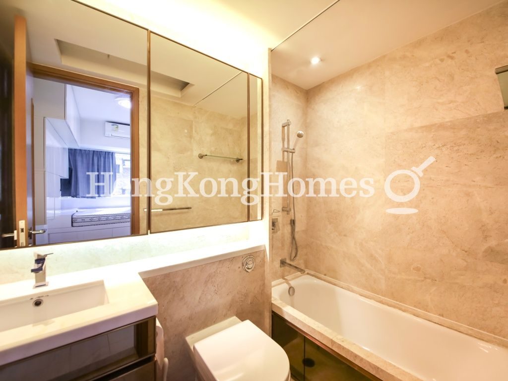 Master Bathroom — The Nova, Sai Ying Pun