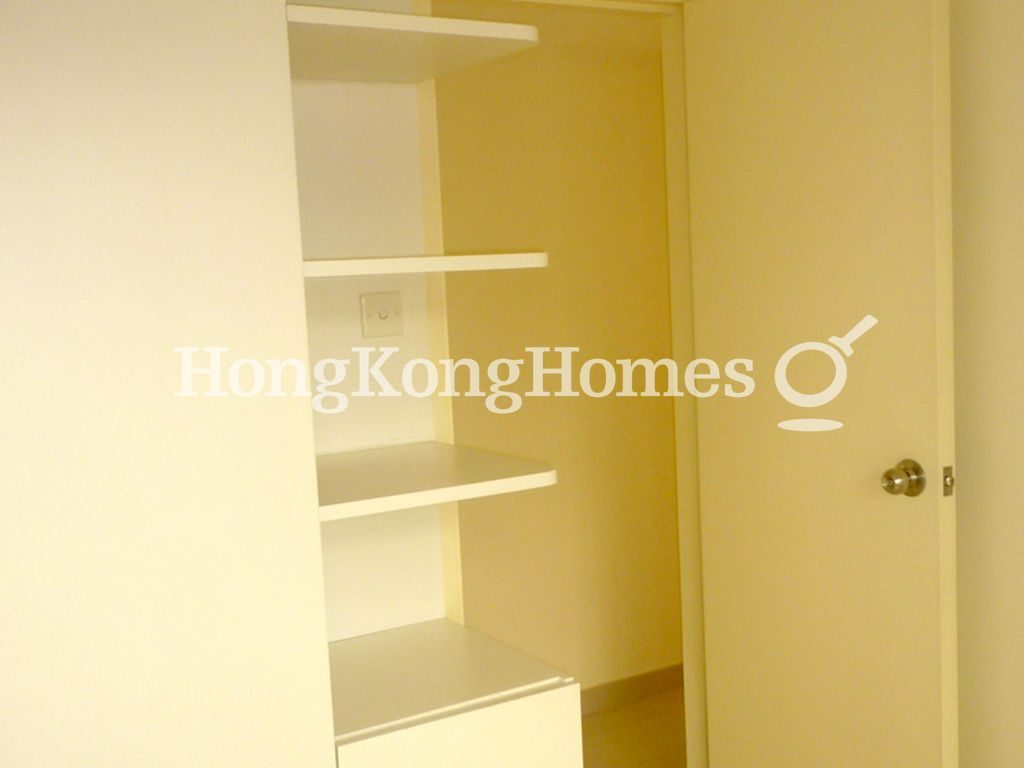 Built-in Wardrobe in Second Bedroom — Tycoon Court - Block B, Mid-levels West