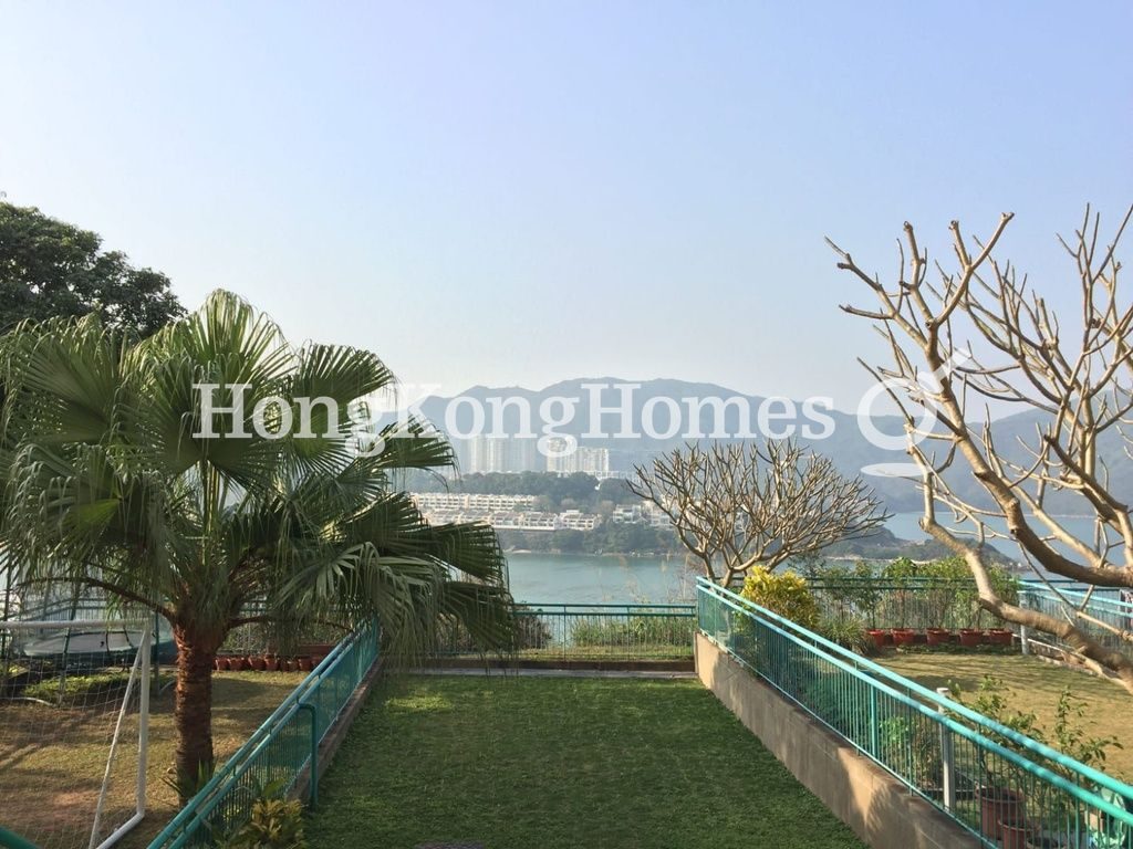 Private Garden — Phase 4 - Peninsula Village - Caperidge Drive - Block 14, Discovery Bay