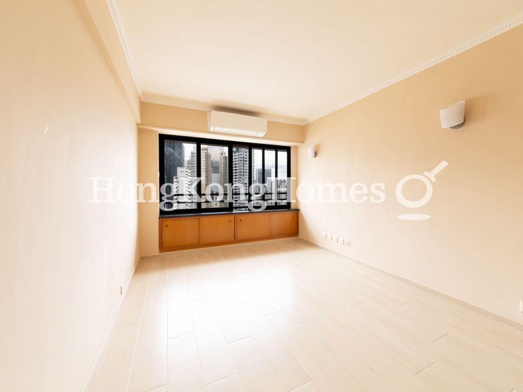 Living and Dining Room — Grandview Tower - Block B, Mid-levels East
