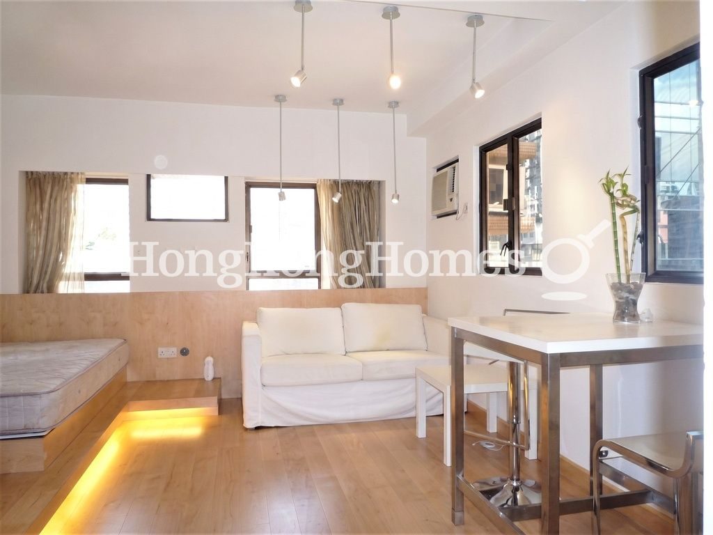Studio — Asiarich Court, Sheung Wan