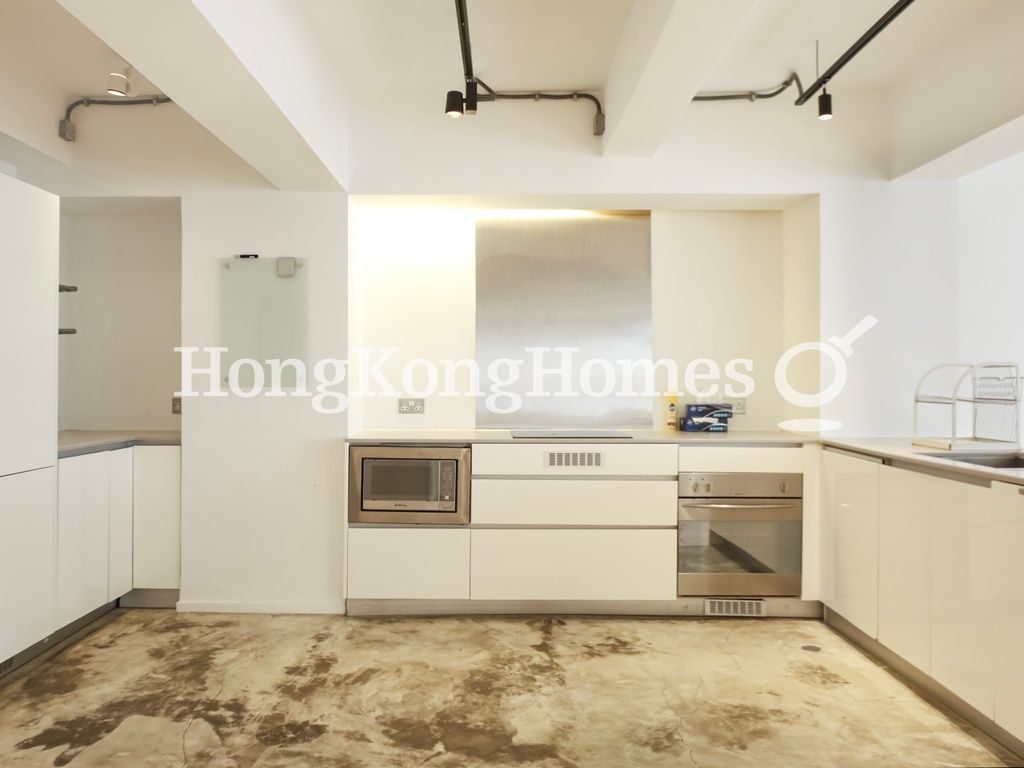 Open Kitchen — New Central Mansion, Central