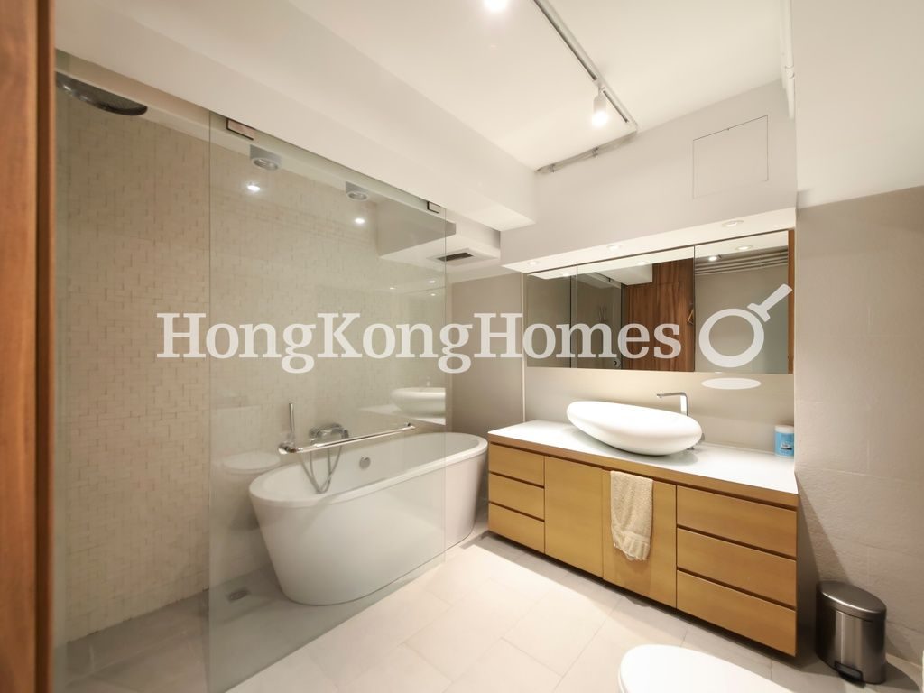 Master Bathroom — New Central Mansion, Central