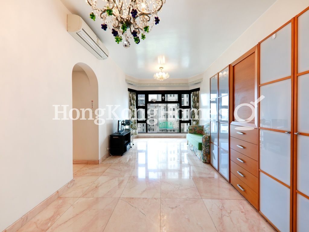 Living and Dining Room — Palatial Crest, Mid-levels West