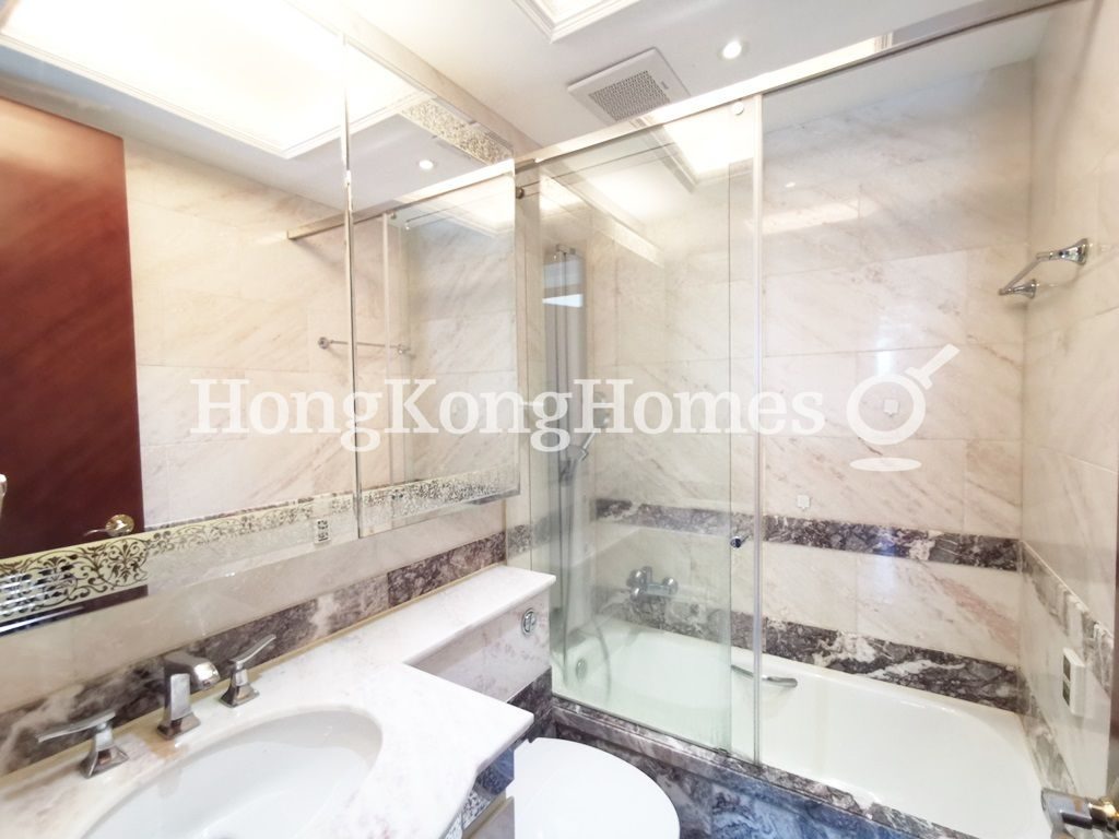 Master Bathroom — The Coronation - Tower 2, Yau Ma Tei