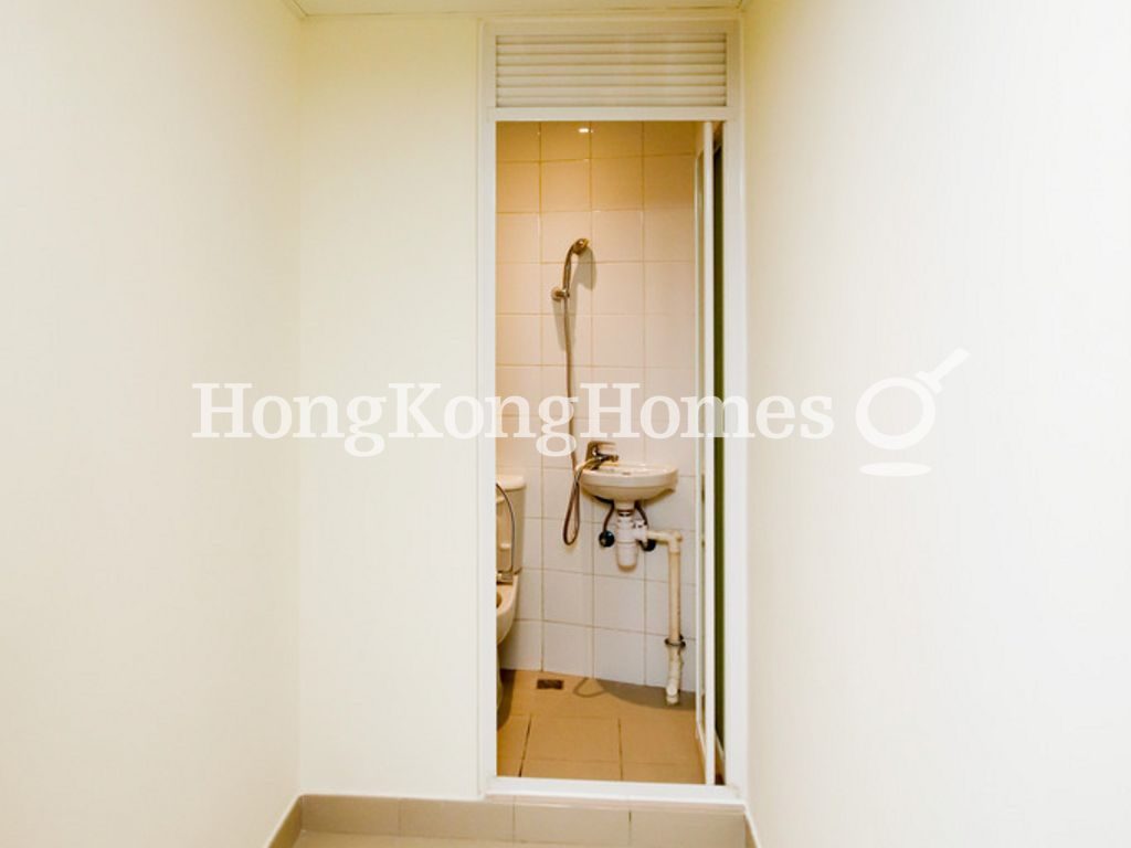 Maid's Room And Bathroom — Fleur Pavilia, North Point