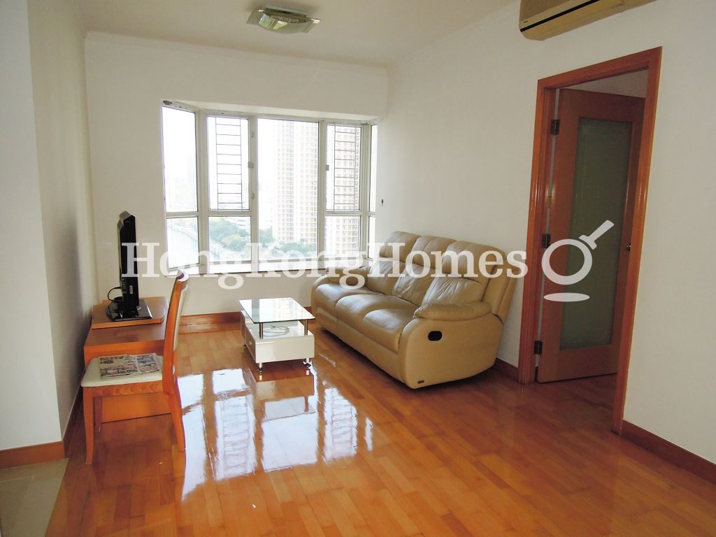 Living and Dining Room — Les Saisons - Tower 03, L Automne, Shau Kei Wan