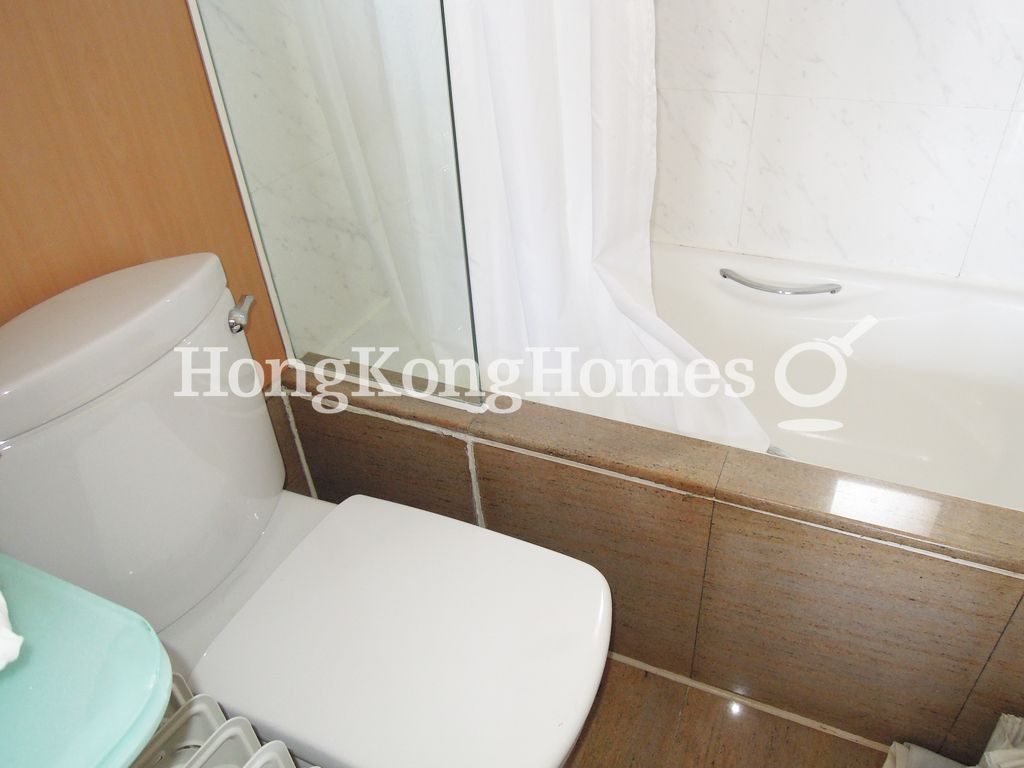 Master Bathroom — Les Saisons - Tower 03, L Automne, Shau Kei Wan