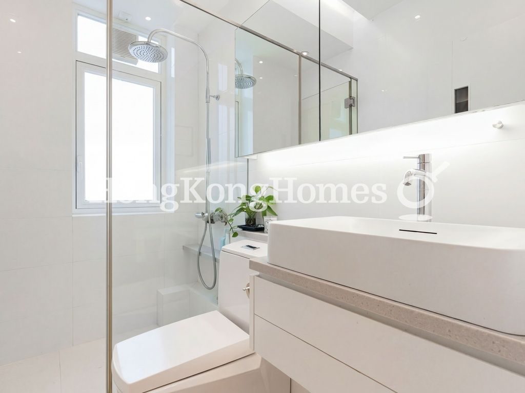 Guest Bathroom — Village Terrace, 27-29, Happy Valley