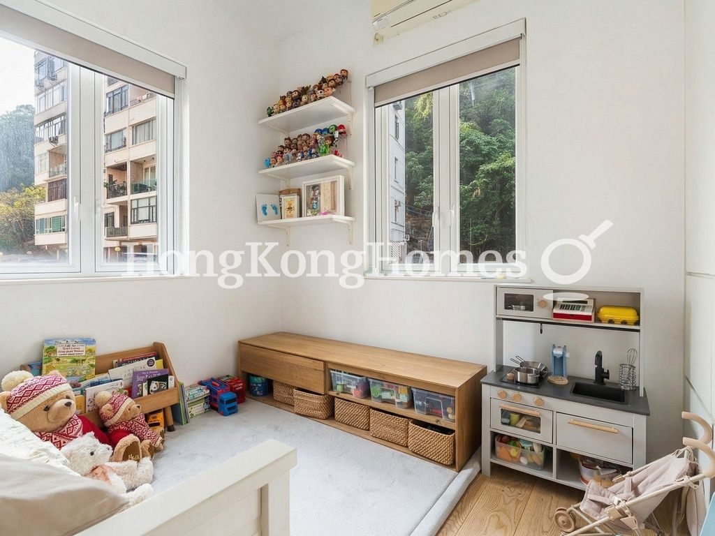 Third Bedroom — Village Terrace, 27-29, Happy Valley