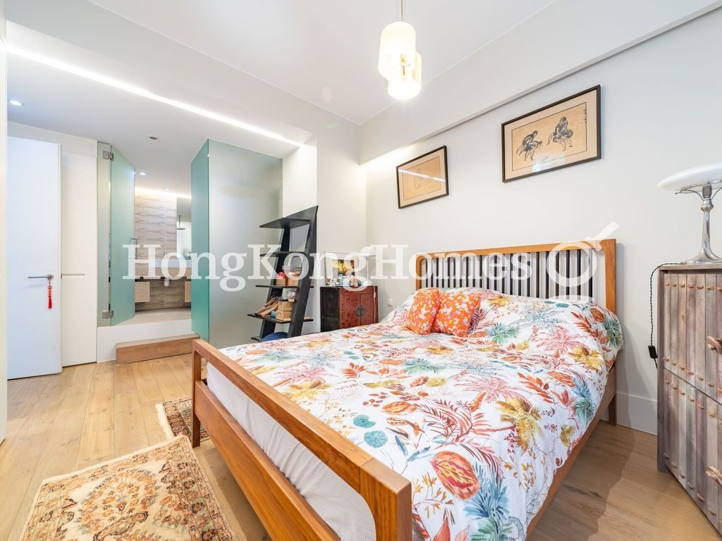 Master Bedroom — Village Terrace, 35-41, Happy Valley