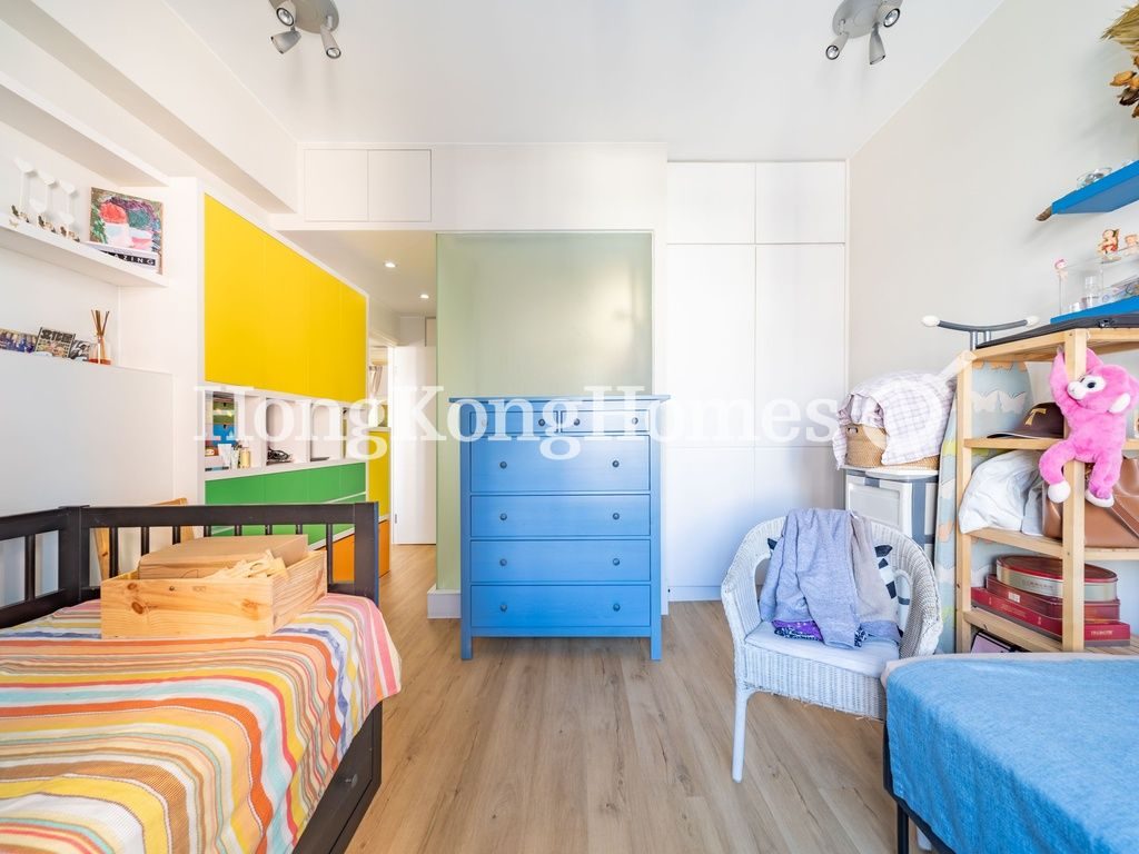 Second Ensuite Bedroom — Village Terrace, 35-41, Happy Valley
