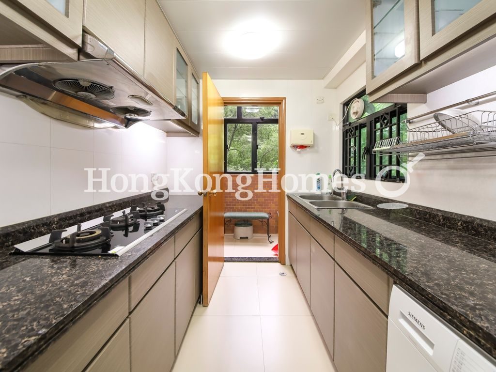 Kitchen — Imperial Court - Block A, Mid-levels West