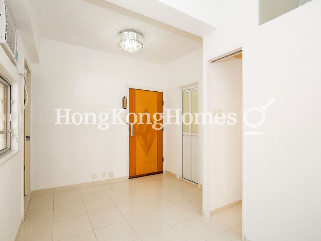 Living and Dining Room — King Kwong Mansion, Happy Valley