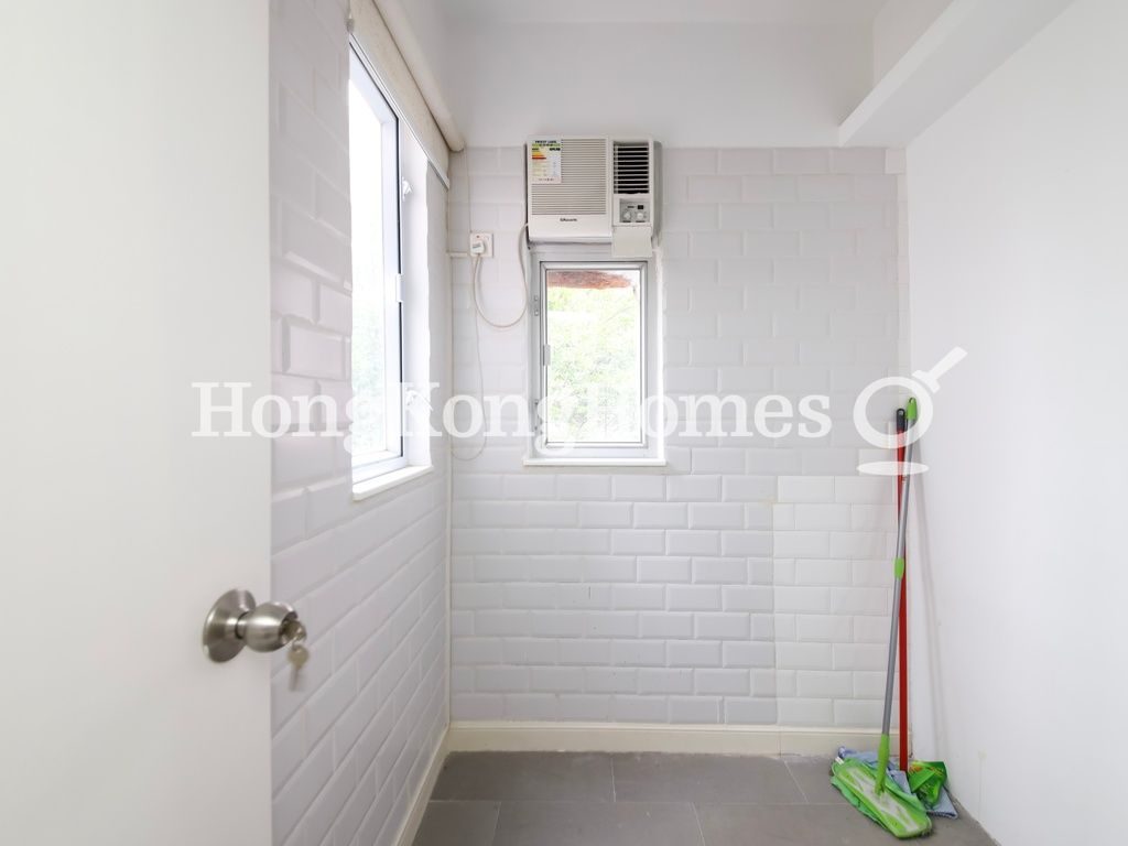 Maid's Room — Greenview Gardens, Mid-levels West