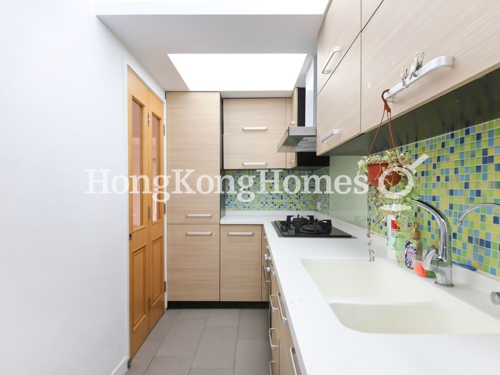 Kitchen — Greenview Gardens, Mid-levels West