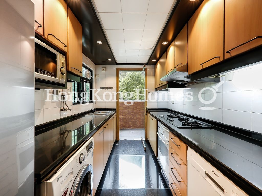 Kitchen — Imperial Court - Block A, Mid-levels West