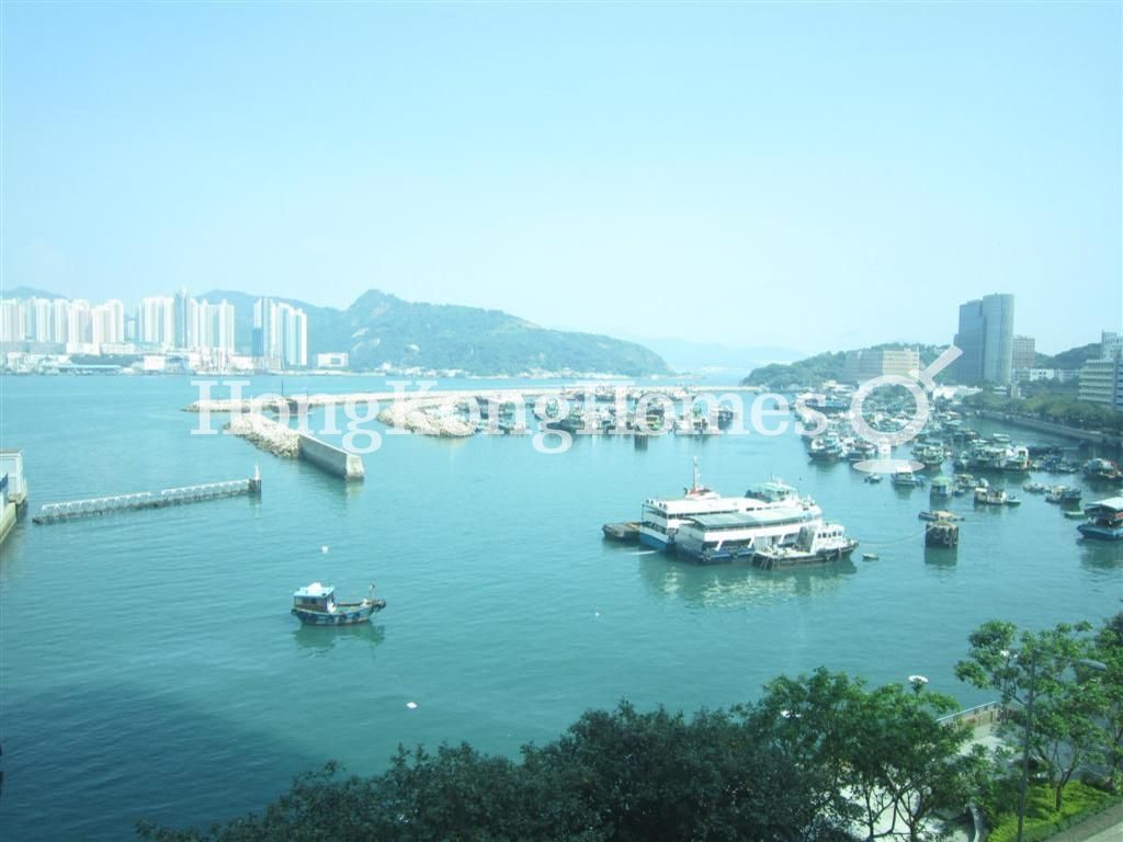 Guest Bathroom — Les Saisons - Tower 01, Le Printemps, Shau Kei Wan