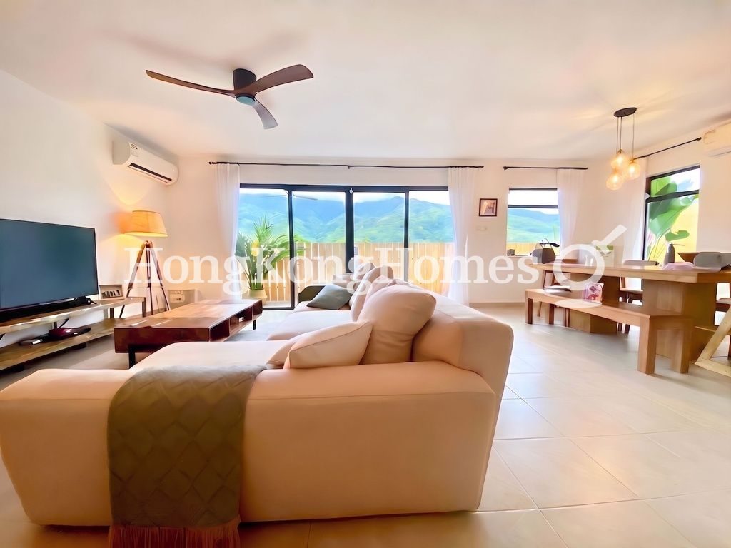 Living and Dining Room — Mau Po, Clear Water Bay