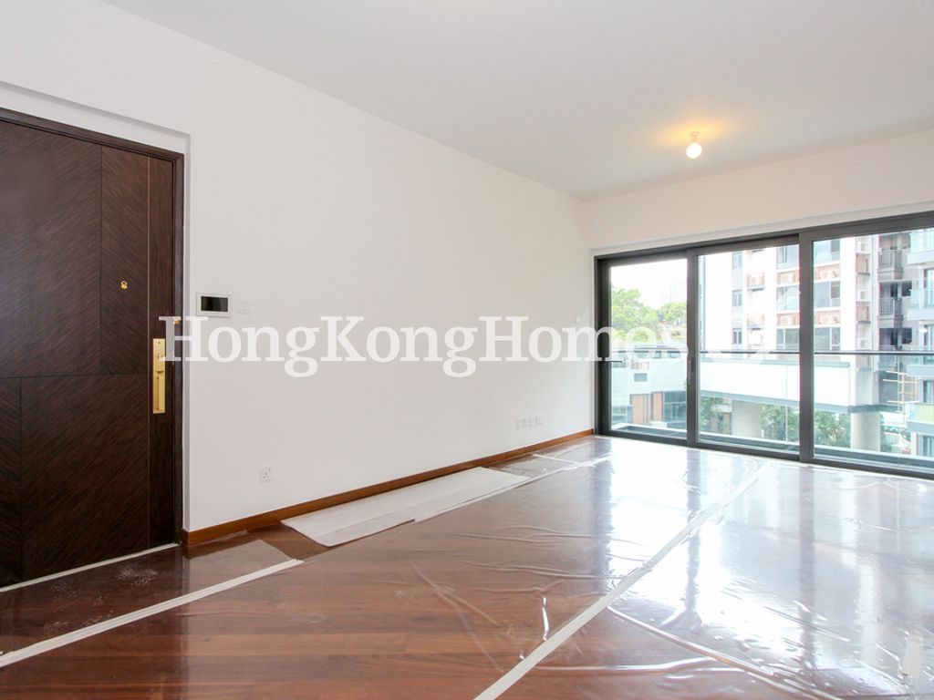 Living and Dining Room — Parc Inverness - Tower 5, Kowloon Tong