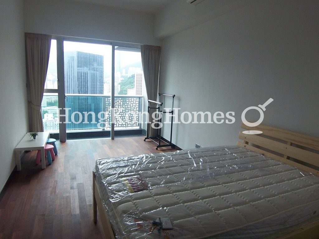 Living & Sleeping Area — J Residence, Wan Chai