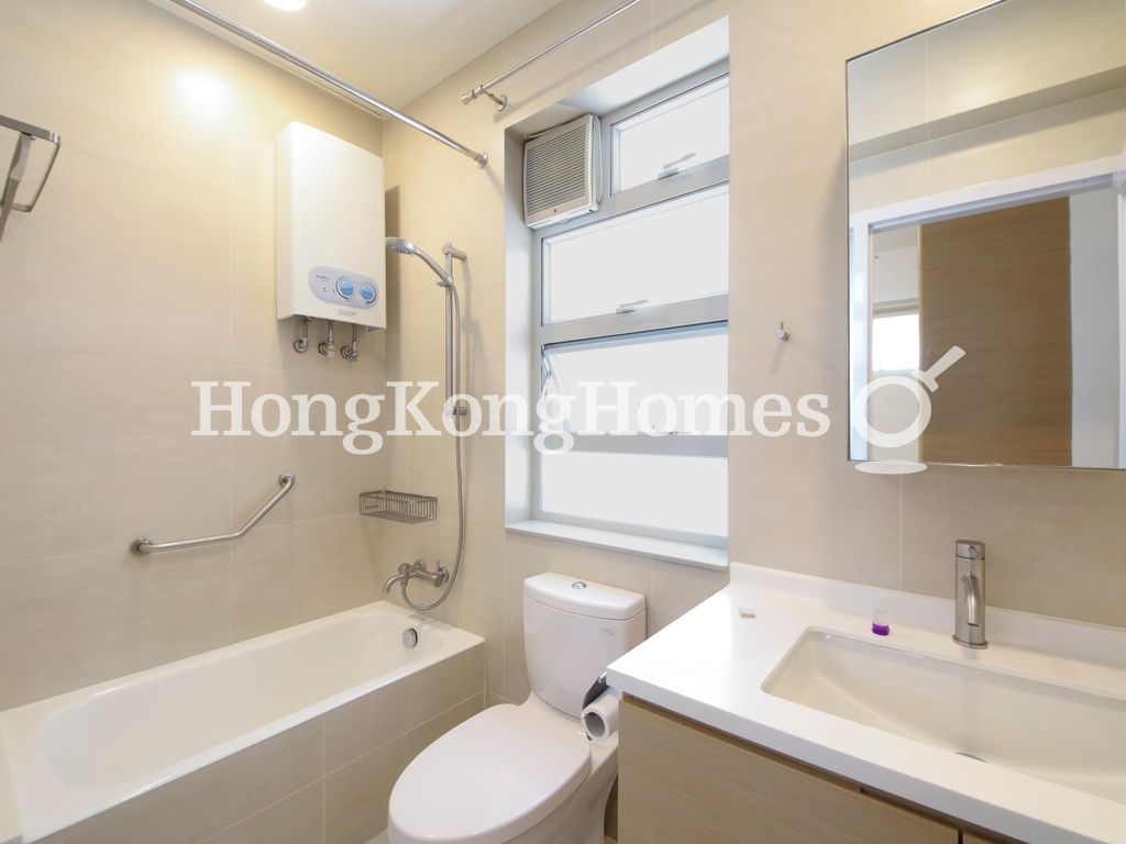 Master Bathroom — Se-wan Mansion, Happy Valley