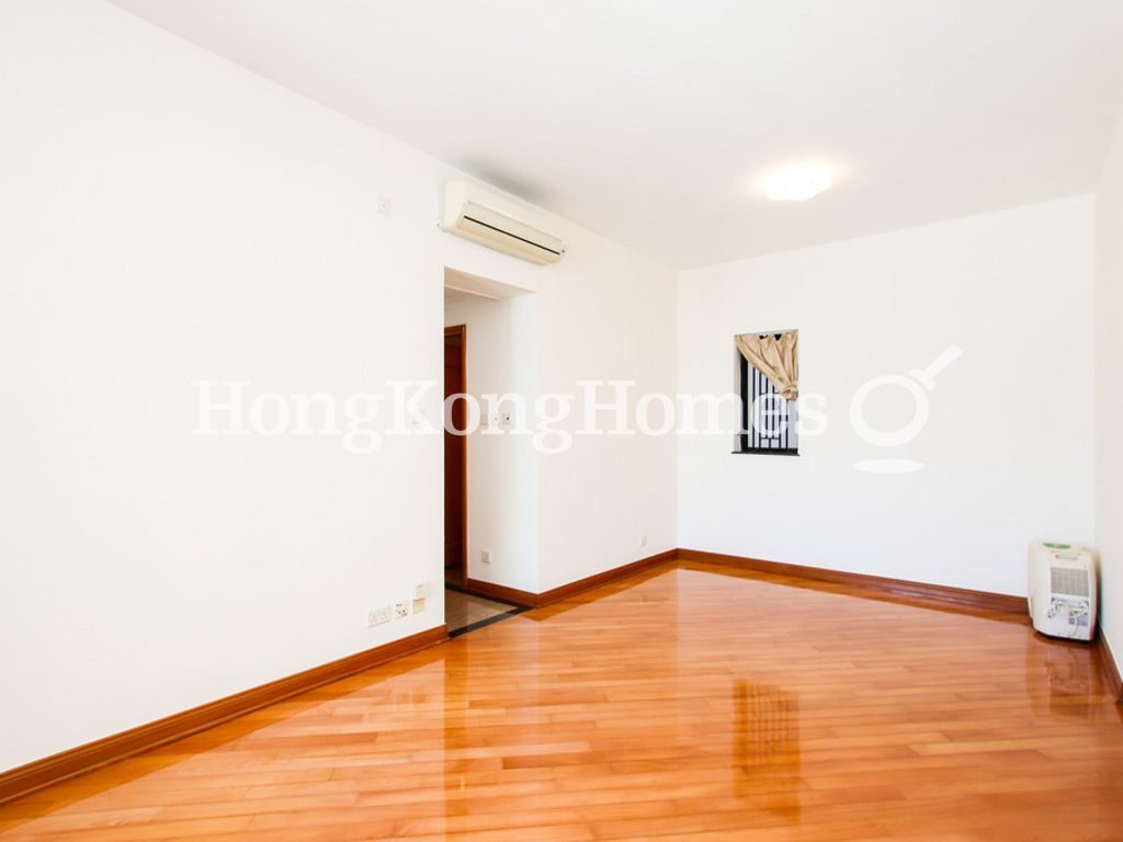 Living and Dining Room — Le Sommet - Block 02, North Point Hill