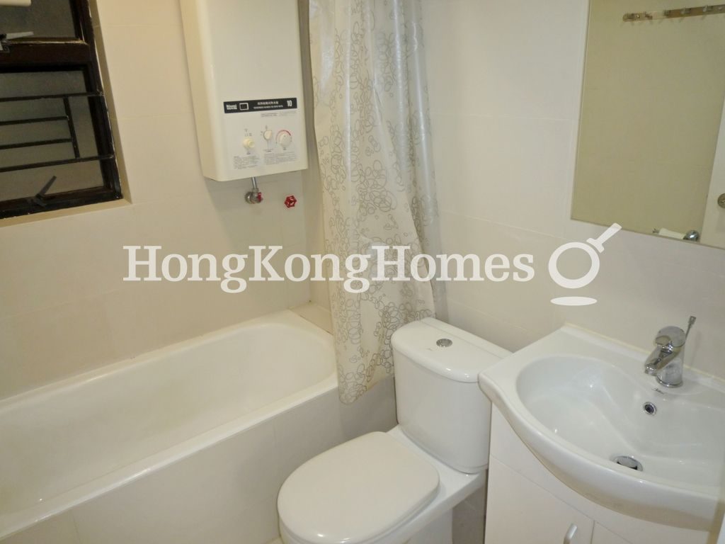 Guest Bathroom — Blessings Garden I, Mid-levels West
