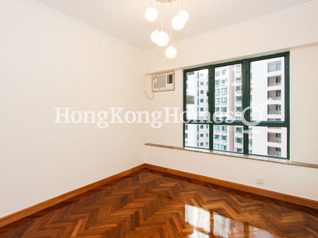 Living and Dining Room — Hillsborough Court - Block 02, Mid-levels Central