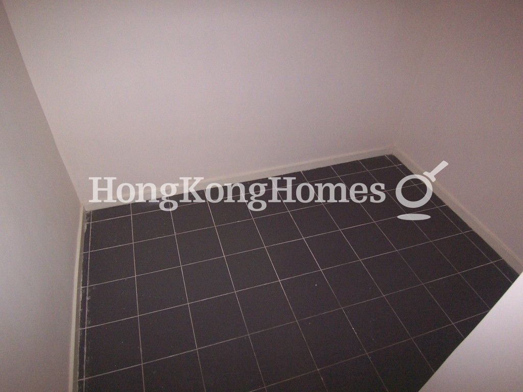 Maid's Room — Mandarin Villa - Block West, Mid-levels East