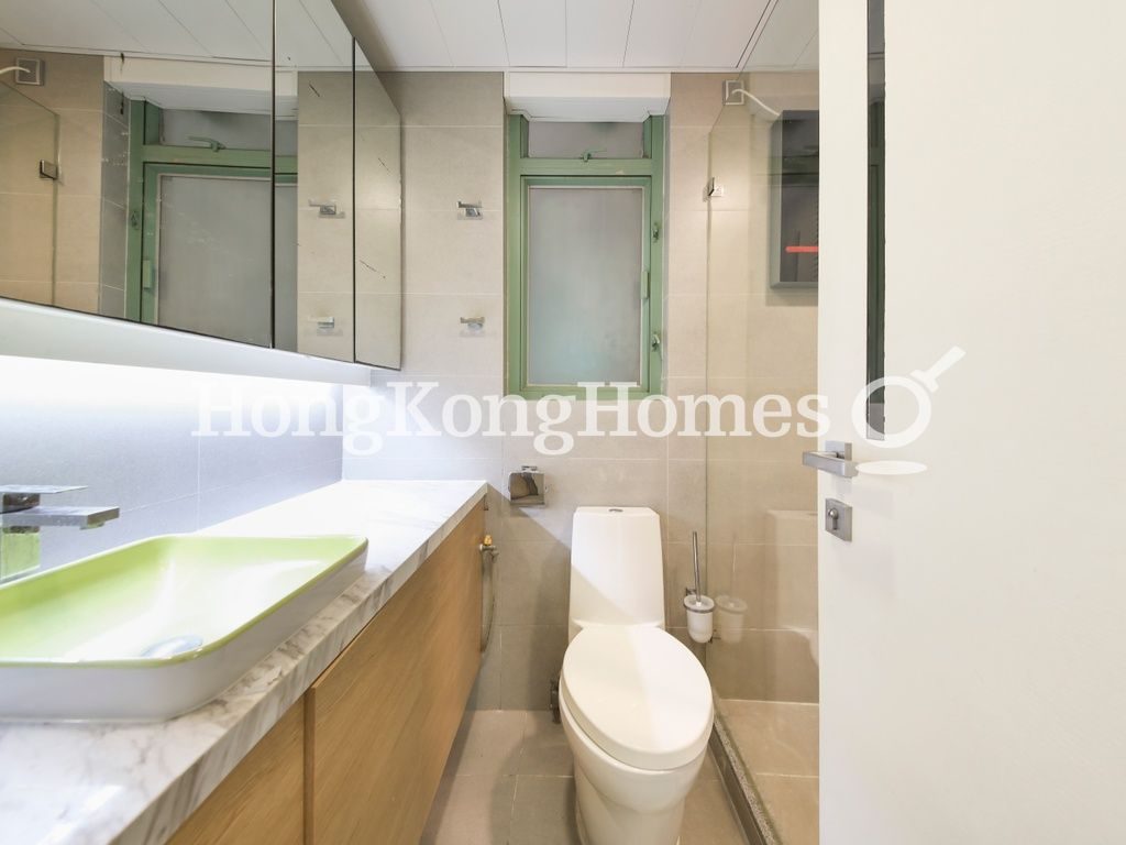 Guest Bathroom — Bon-Point, Mid-levels West