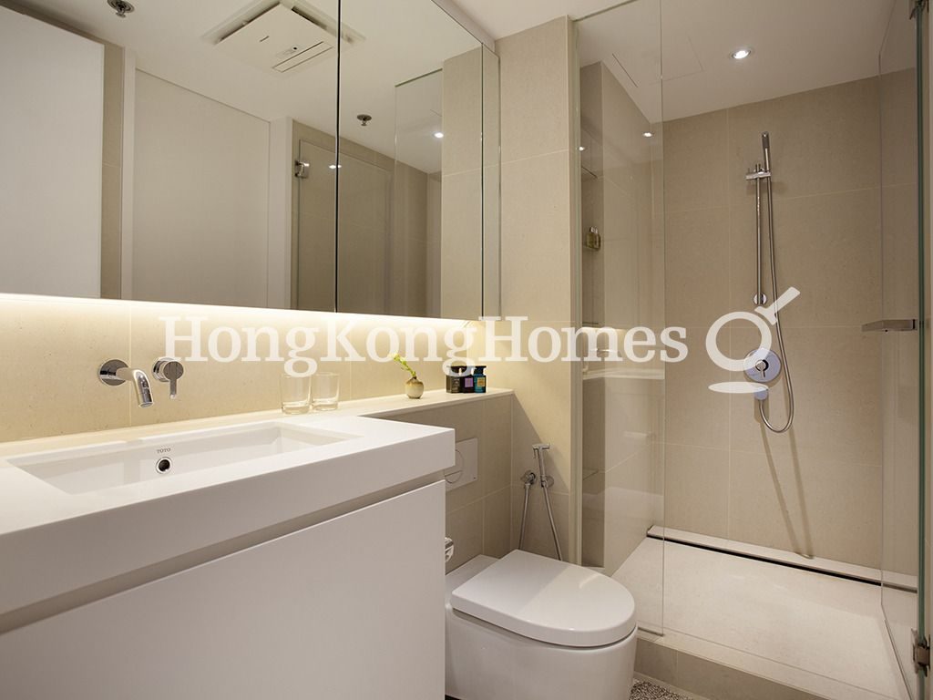 Second Ensuite Bathroom — Central Mansion, Sheung Wan