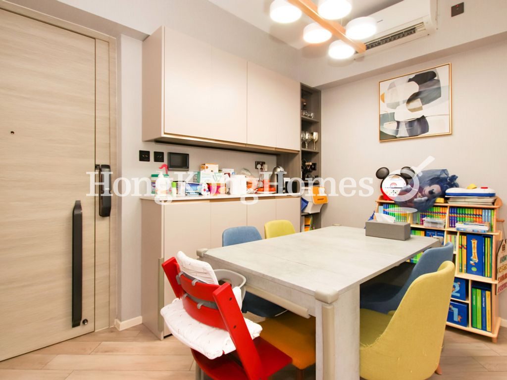 Living and Dining Room — Fleur Pavilia - Tower 03, North Point