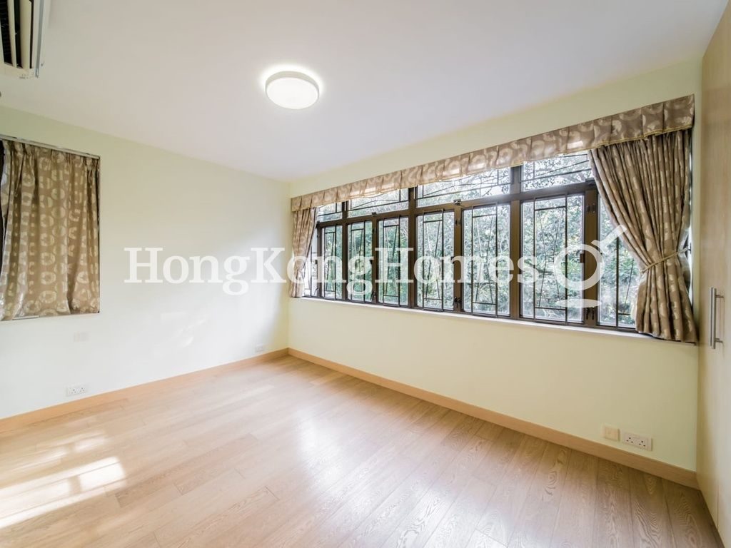 Master Bedroom — Mayflower Mansion, Tai Hang