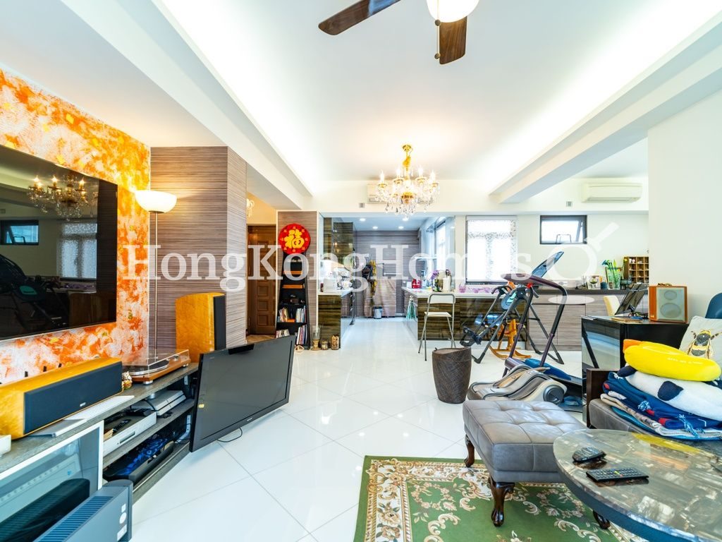 Living and Dining Room — San Francisco Tower - Block B, Happy Valley