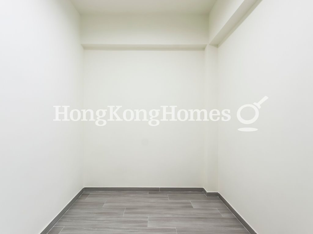 Second Ensuite Bedroom — Yee Hing Building, Causeway Bay