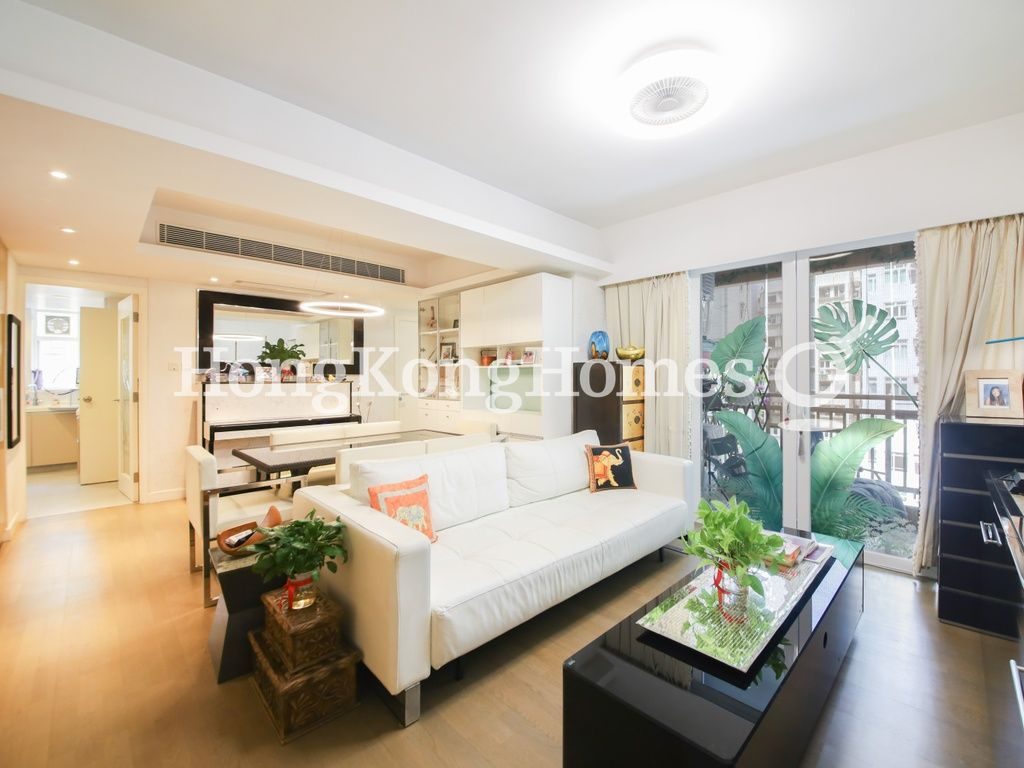 Living and Dining Room — La Vogue Court, Happy Valley