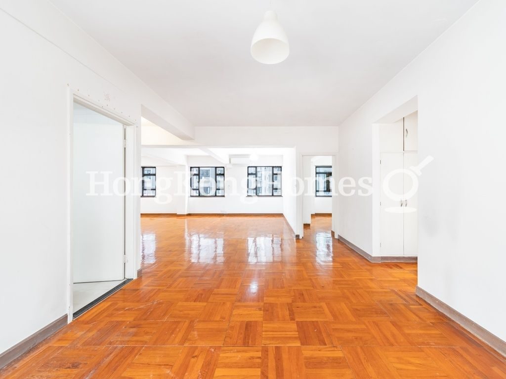 Dining Room — Golden Court, Mid-levels West