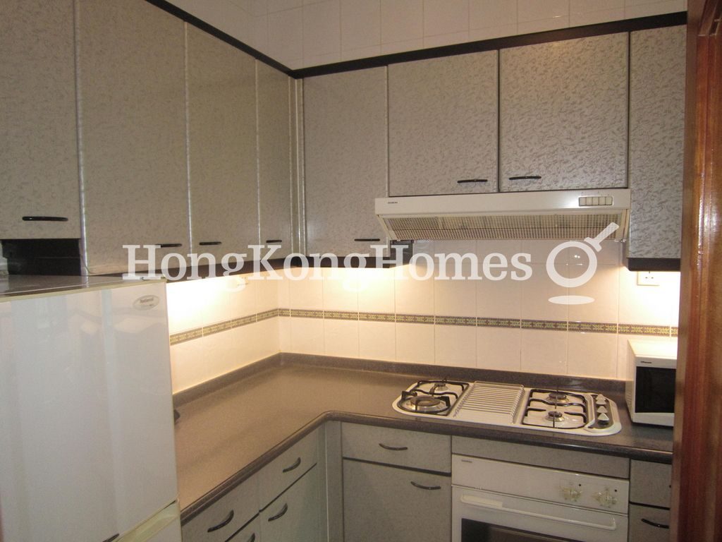 Kitchen — Hillsborough Court - Block 02, Mid-levels Central