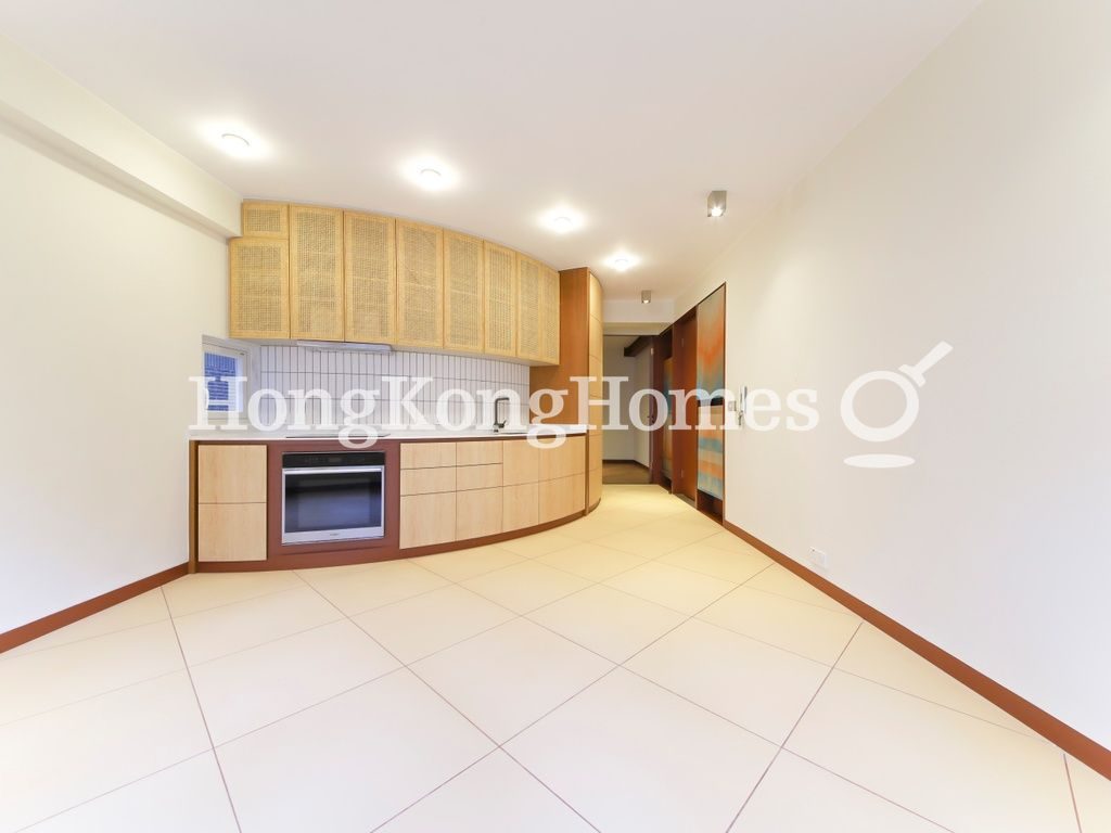 Living and Dining Room — Rockwin Court, Happy Valley