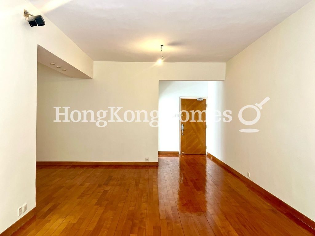 Living and Dining Room — Skyline Mansion - Block 01, Mid-levels West
