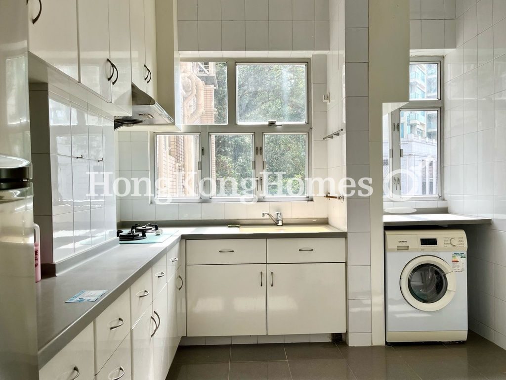 Kitchen — Skyline Mansion - Block 01, Mid-levels West