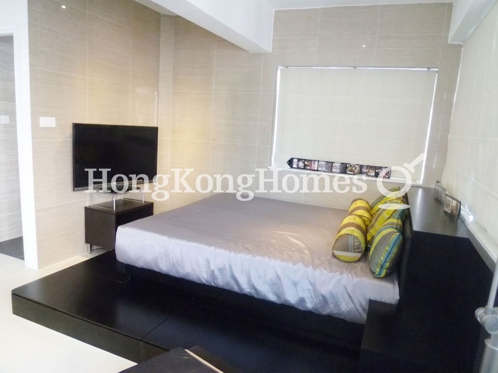 Master Bedroom — Tai Shing Building, Mid-levels West