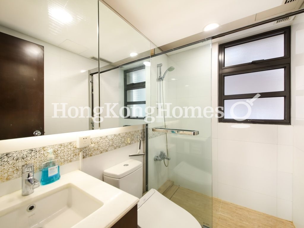 Master Bathroom — The Babington, Mid-levels West