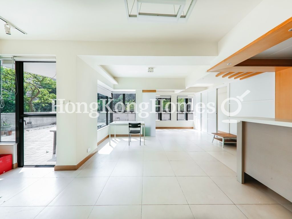 Living and Dining Room — Victoria Road, 60, Western / Kennedy Town