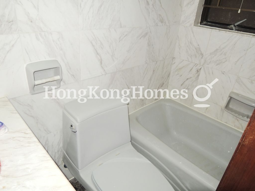 Master Bathroom — Blessings Garden I, Mid-levels West